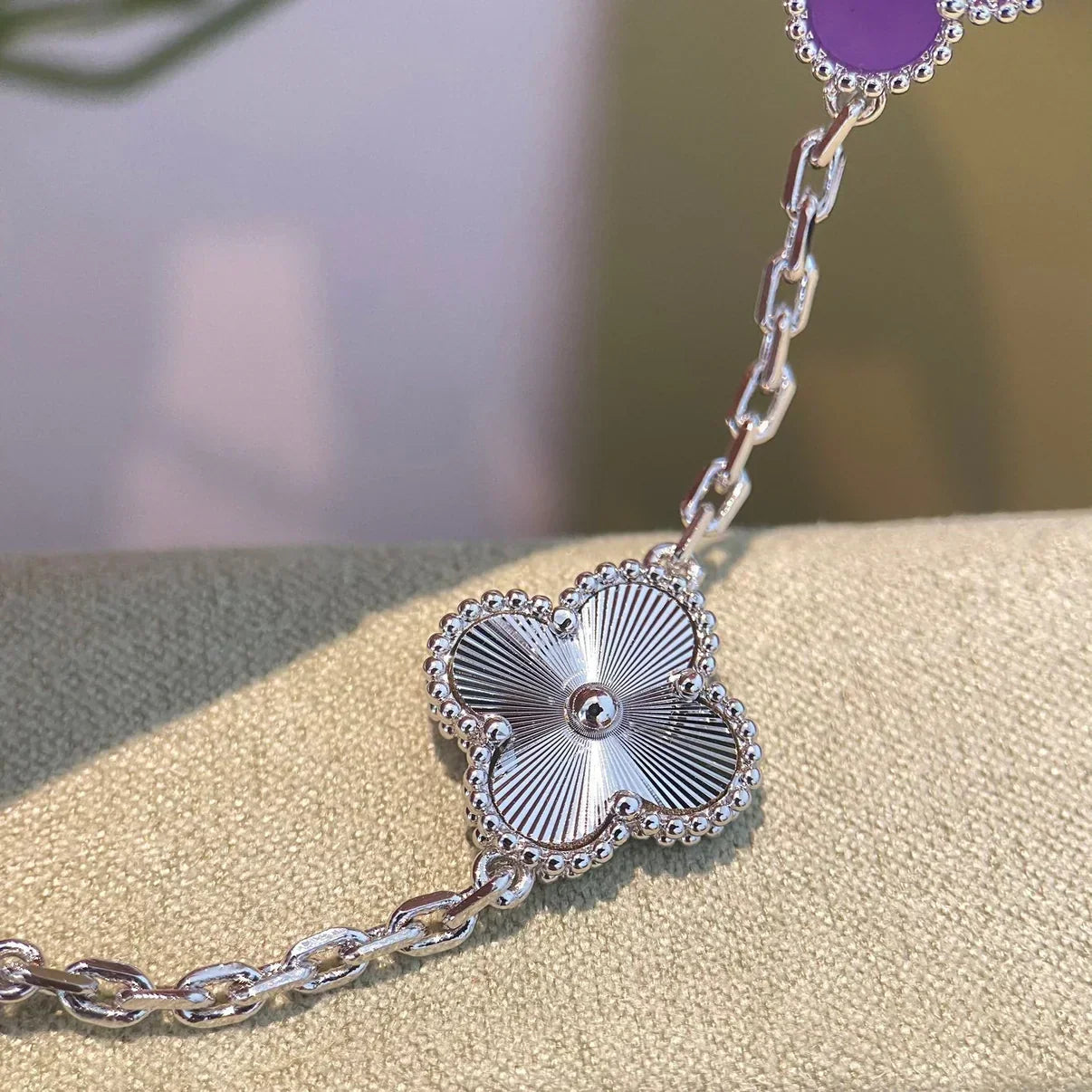[Luxery] CLOVER 5 MOTIF VIOLET BRACELET COLLECTION