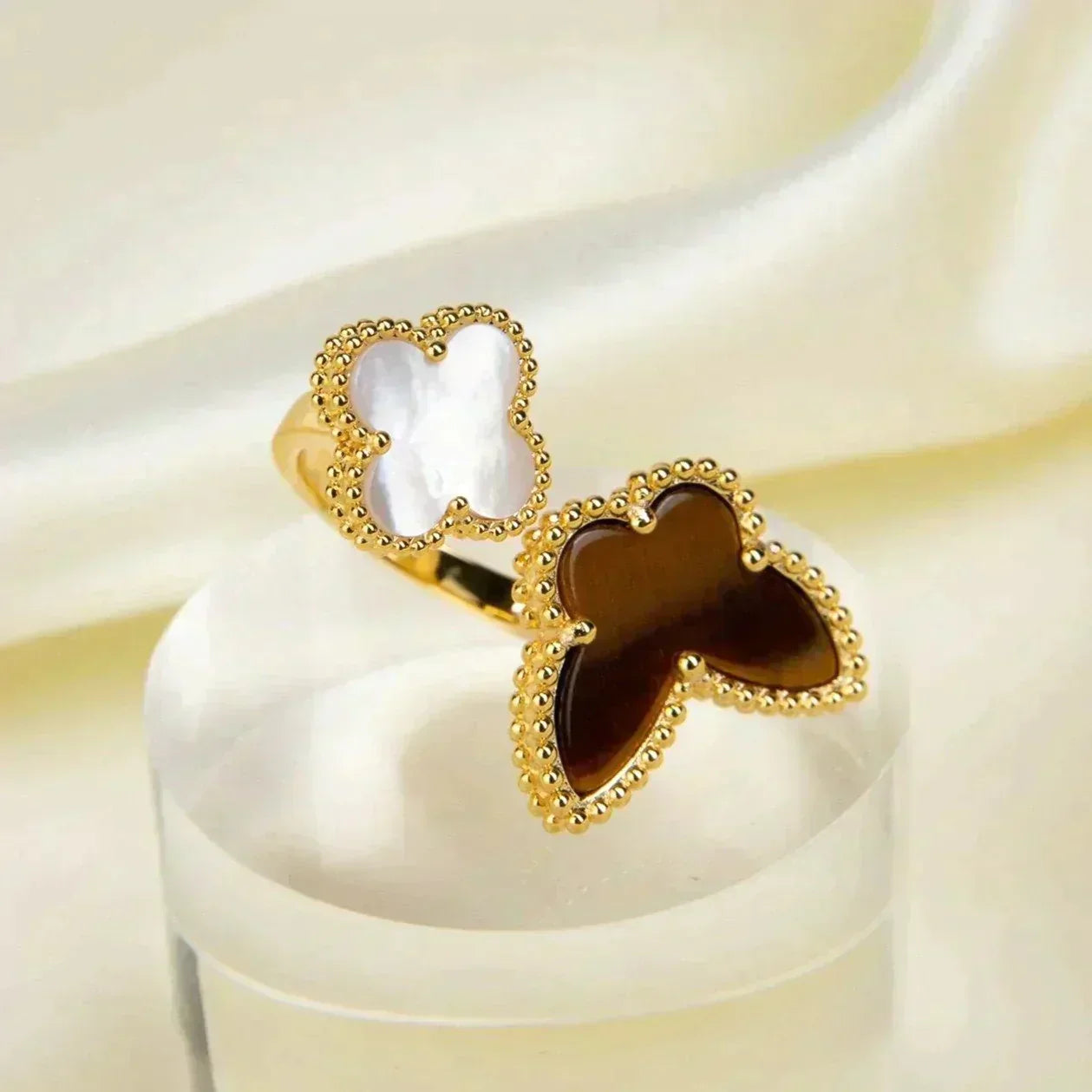[Luxery]LUCKY BETWEEN THE FINGER RING