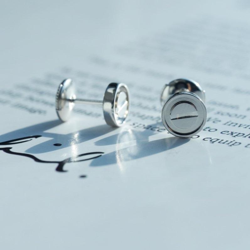 [Luxery]LOVE EARRINGS SILVER 10MM