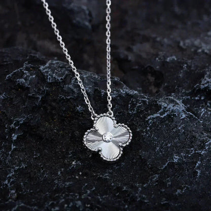 [Luxery]CLOVER  15MM DIAMOND LASER NECKLACE SILVER