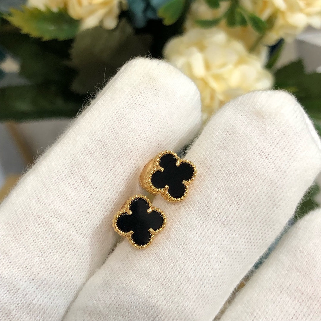 [Luxery]CLOVER MINI GOLD EARRINGS