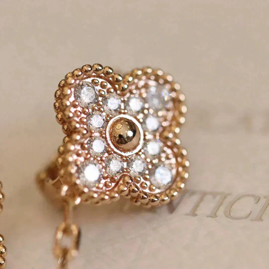 [Luxery]CLOVER MEDIUM 1 MOTIFS FUll DIAMOND EARRINGS