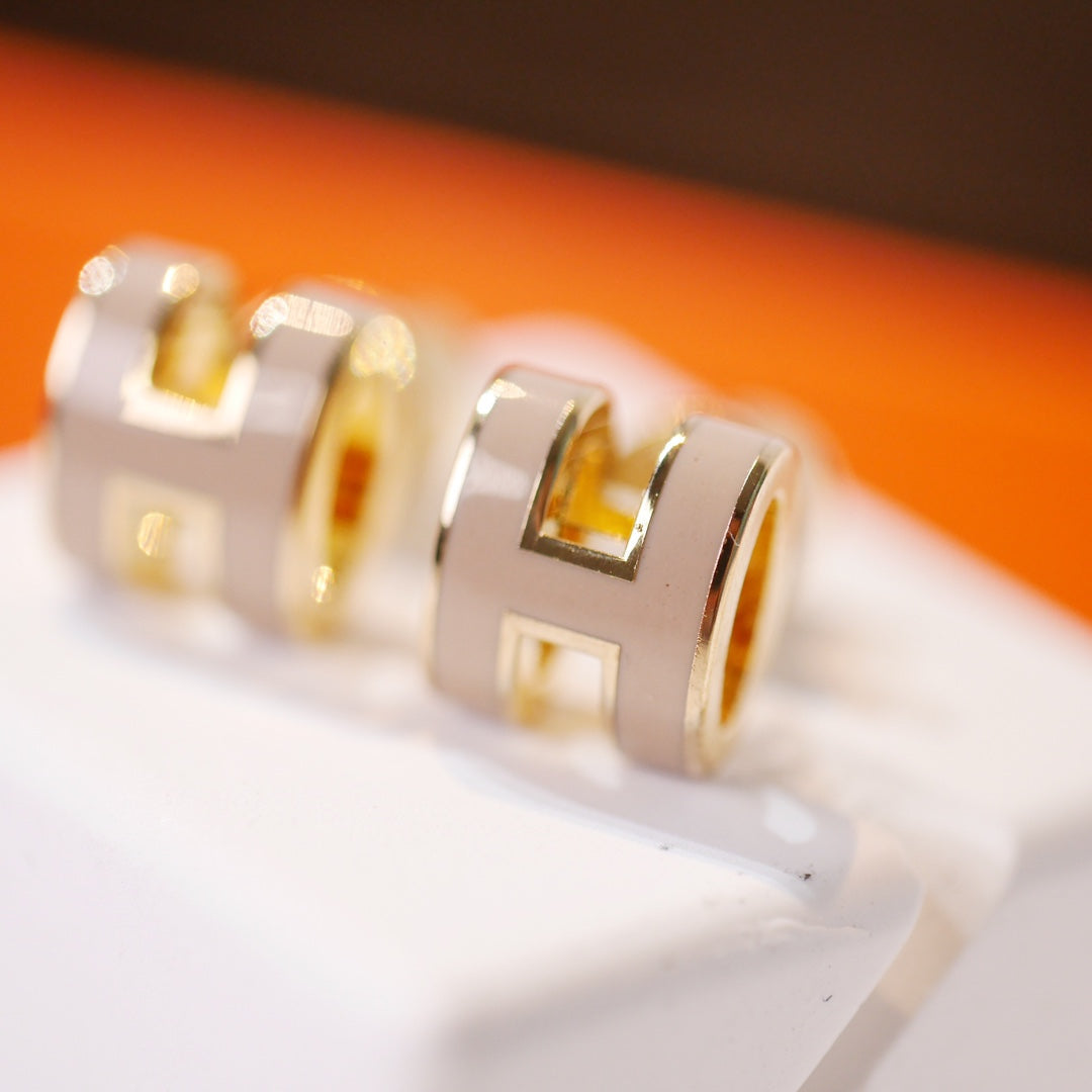 [Luxery]MINI POP H GOLD EARRINGS GREY
