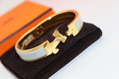 [Luxery]H LIGHT BLUE BRACELET