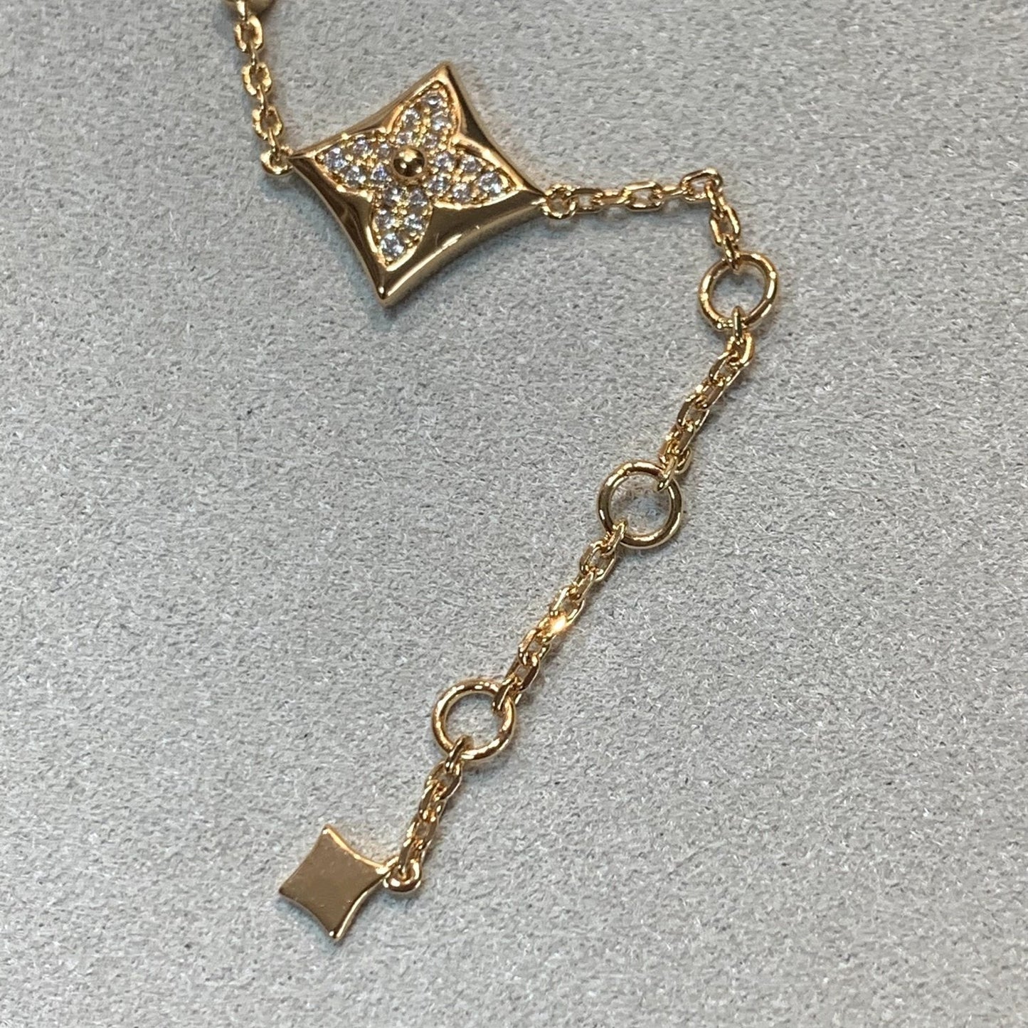 [Luxery]STAR AND SUN 4 MOTIFS GOLD DIAMONDS BRACELET