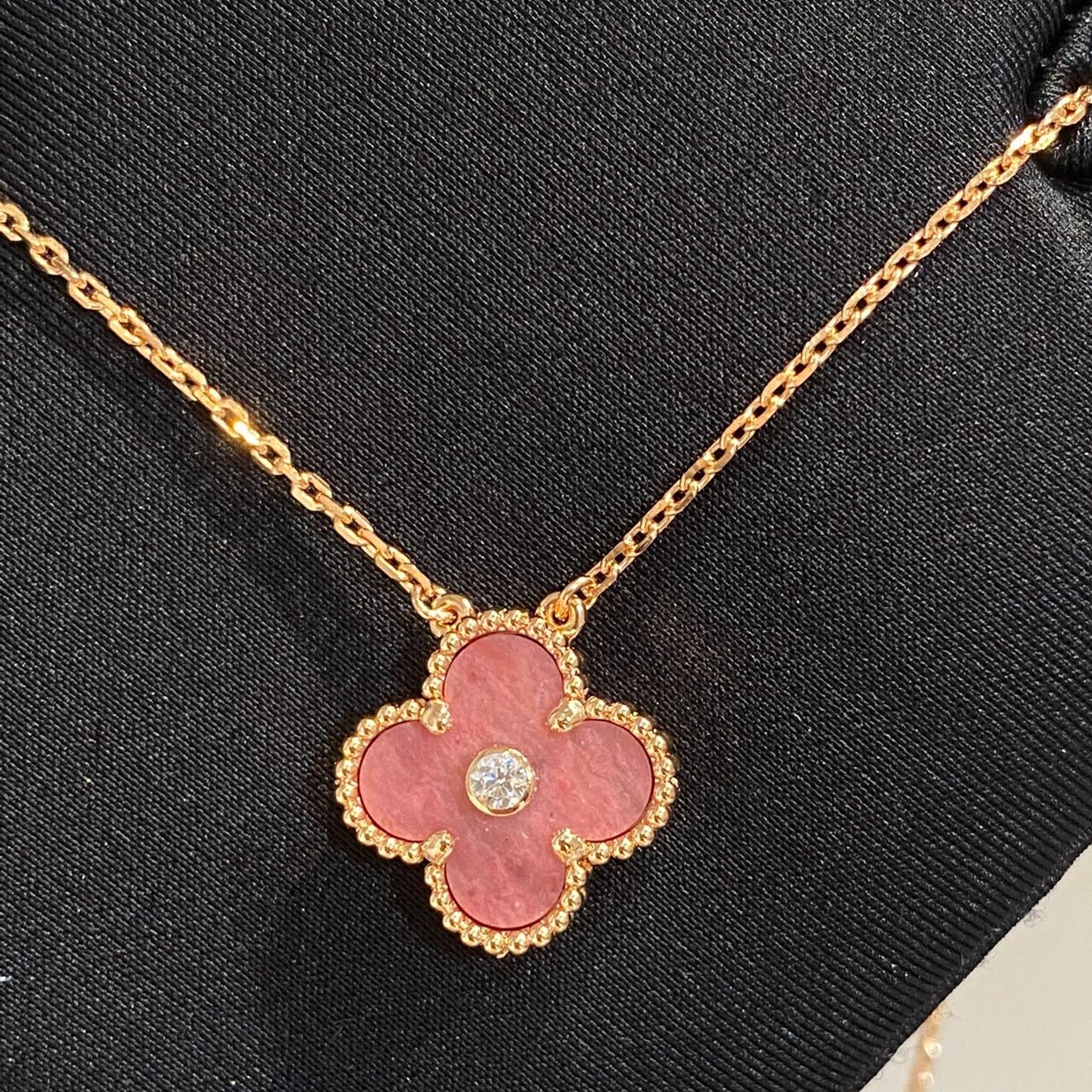 [Luxery]CLOVER 15MM DIAMOND RHODONITE NECKLACE