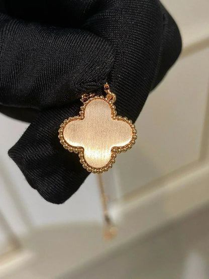 [Luxery]CLOVER 15MM DIAMOND RHODONITE NECKLACE