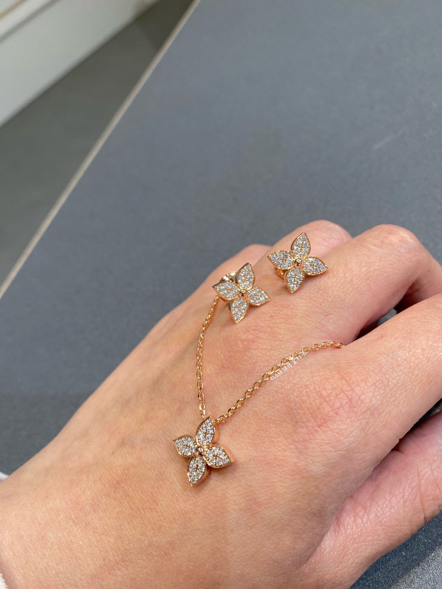 [Luxery]STAR DIAMOND NECKALCE