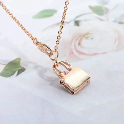 [Luxery]AMULETTE PEDANT ROSE GOLD NECKLACE