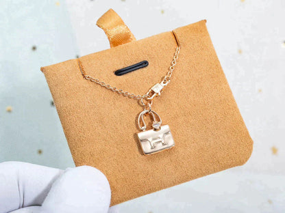 [Luxery]AMULETTE PEDANT ROSE GOLD NECKLACE