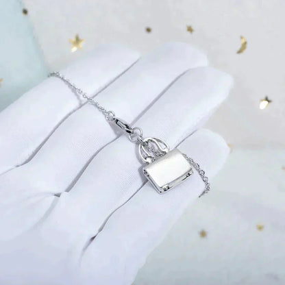 [Luxery]AMULETTE PEDANT SILVER NECKLACE