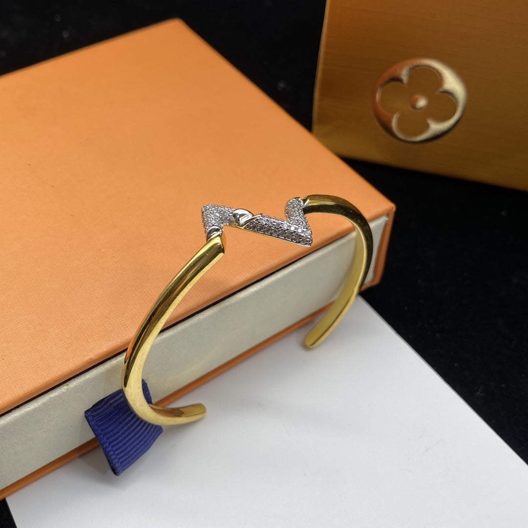 [Luxery]VOLTE UPSITE DOWN DIAMOND GOLD OPEN BRACELET