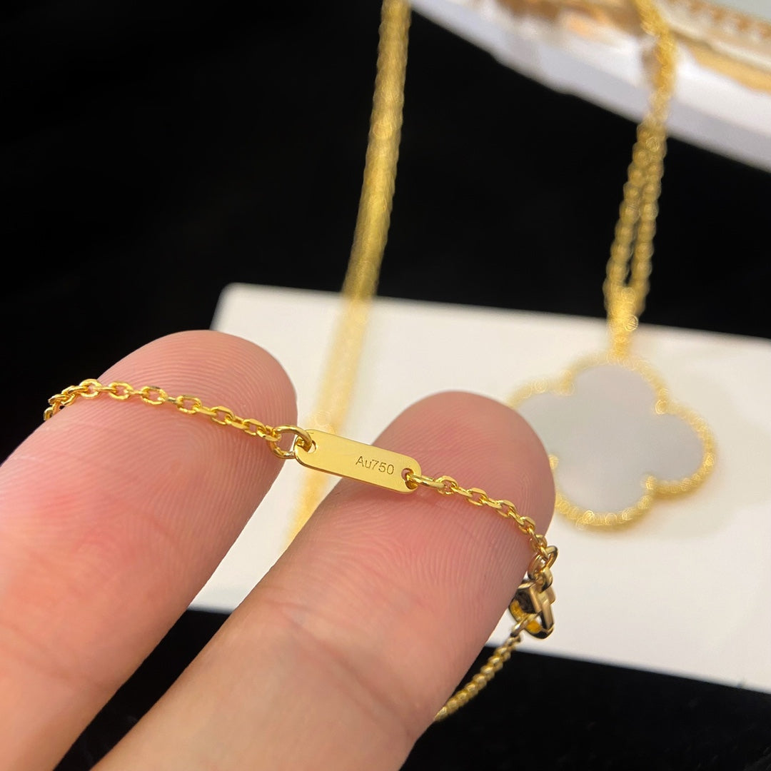 [Luxery]CLOVER 25MM MOP LARGE PENDANT NECKLACE