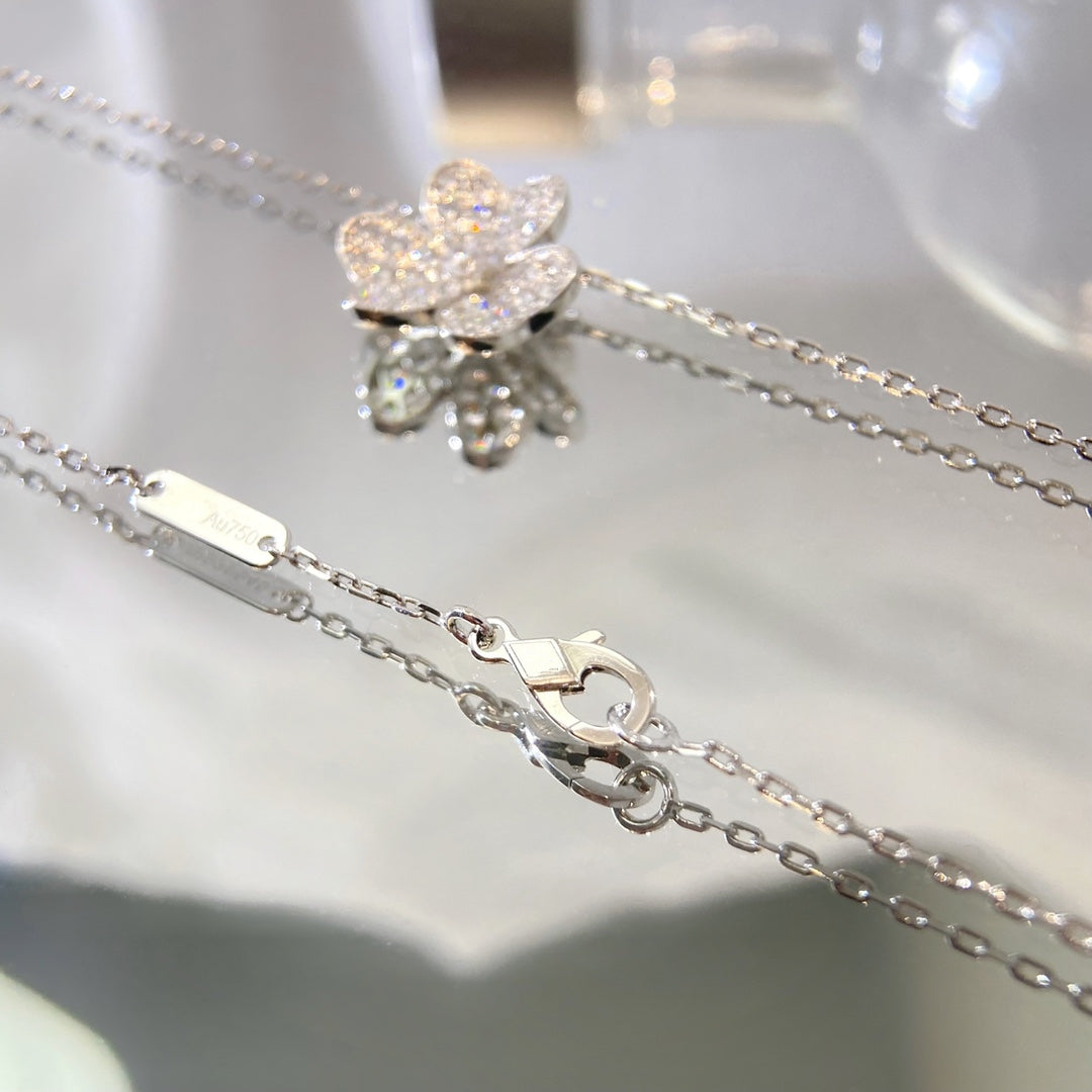 [Luxery]FLOWER DIAMOND NECKLACE