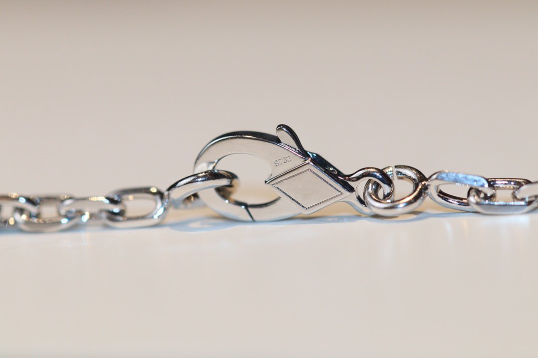[Luxery]CLOVER 20 MOTIFS ONYX DIAMOND SILVER