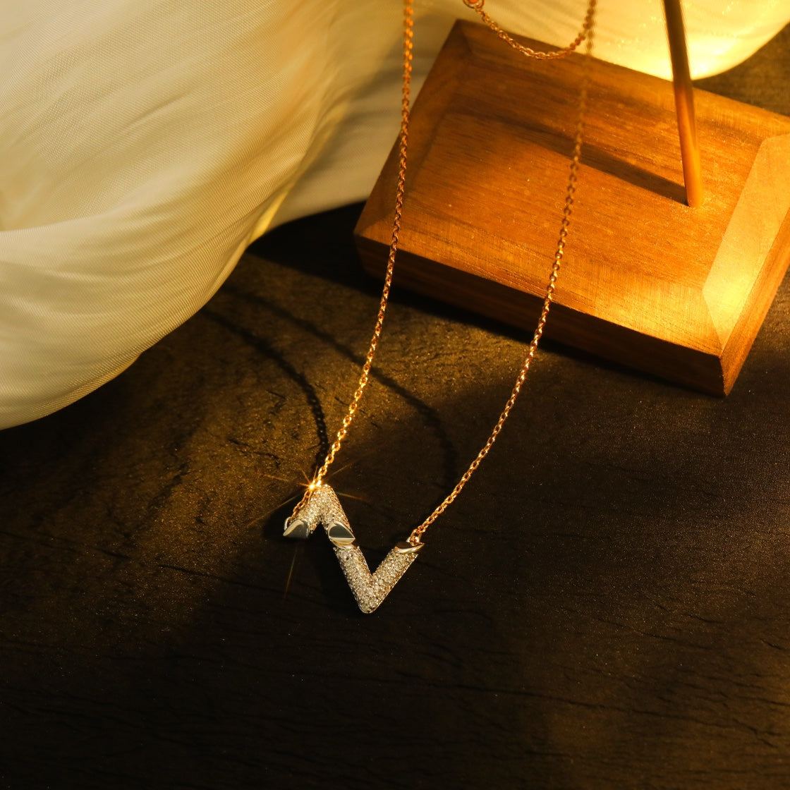 [Luxery]VOLT SILVER DIAMOND PEDANT NECKLACE