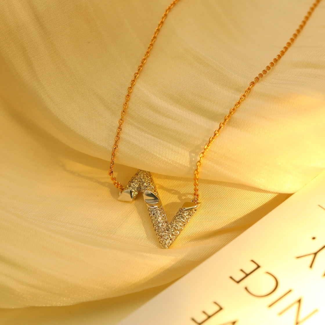 [Luxery]VOLT SILVER DIAMOND PEDANT NECKLACE