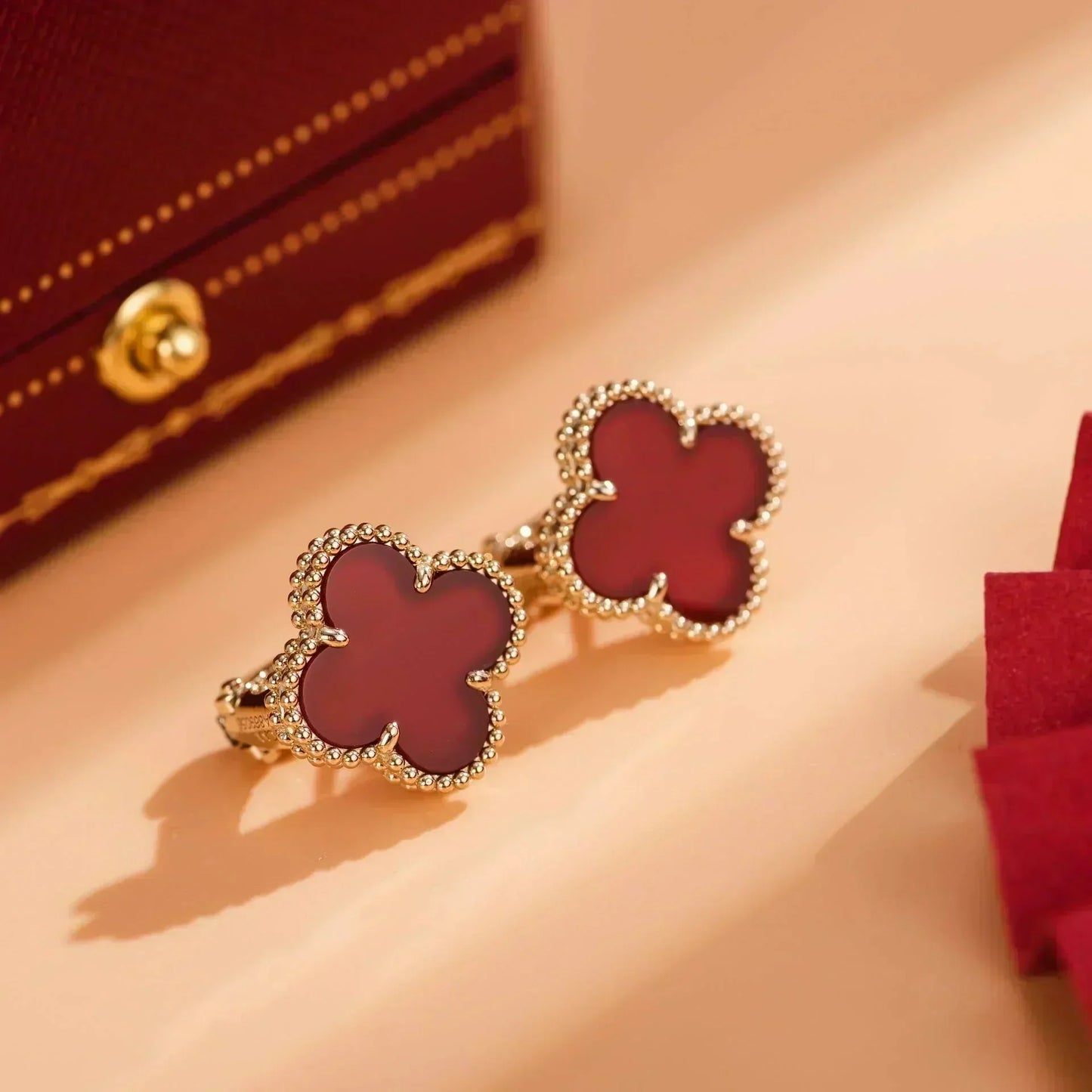 [Luxery]CLOVER MEDIUM 1 MOTIFS CARNELIAN  EARRINGS
