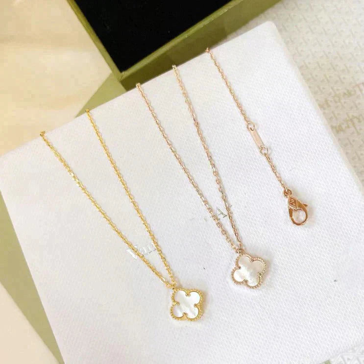 [Luxery]CLOVER MINI 9.5MM WHITE MOTHER-OF-PEARL NECKLACE