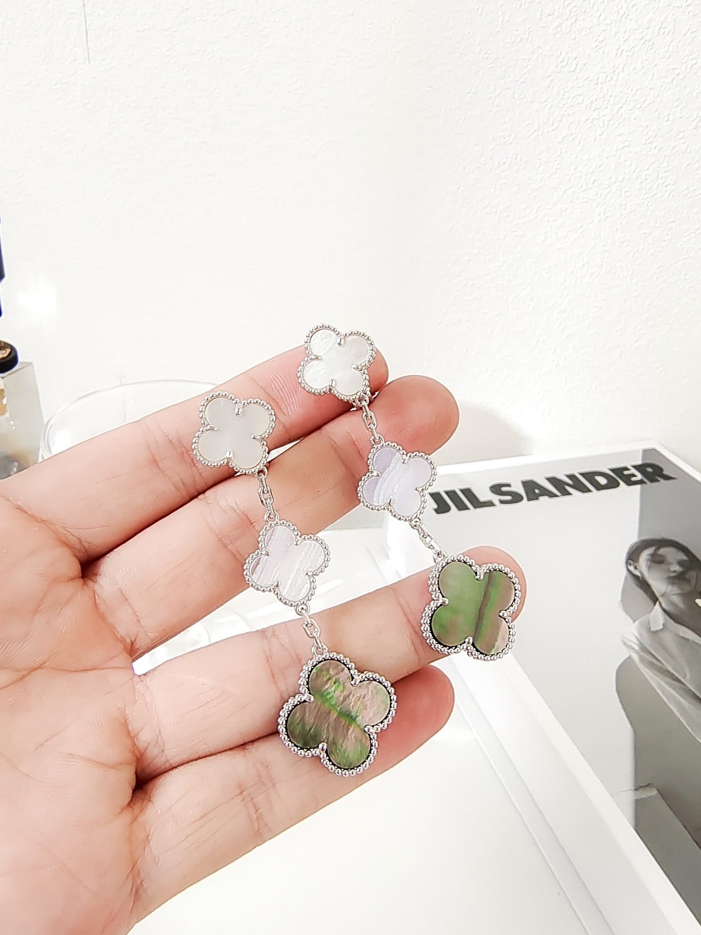 [Luxery]CLOVER 3 MOTIFS CHALCEDONY DARK MOP SILVER EARRINGS