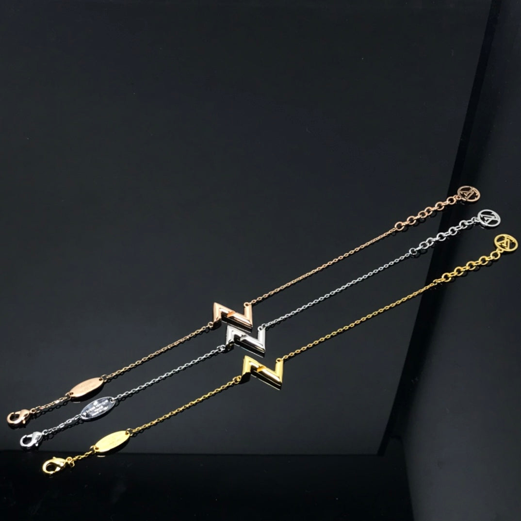 [Luxery]VOLT LV LOGO BRACELET