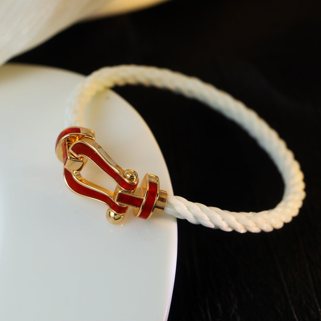 [Luxery]FORCE 10 WHITE TEXTILE DIAMOND PAVED