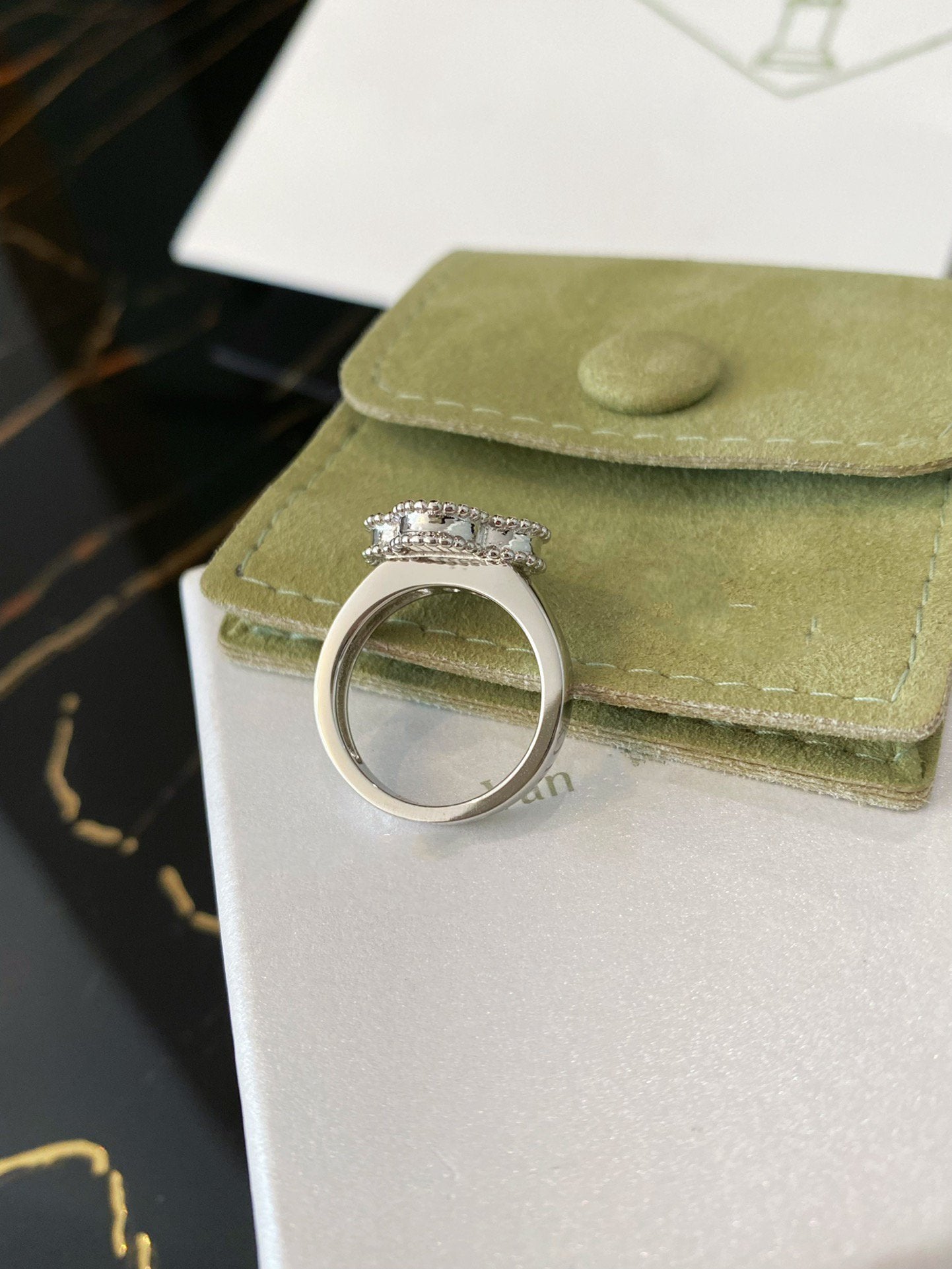 [Luxery]CLOVER SILVER RING