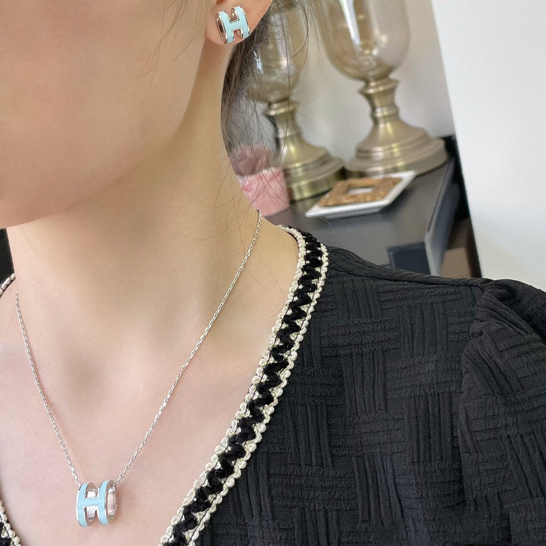 [Luxery]POP H SKY BLUE NECKLACE
