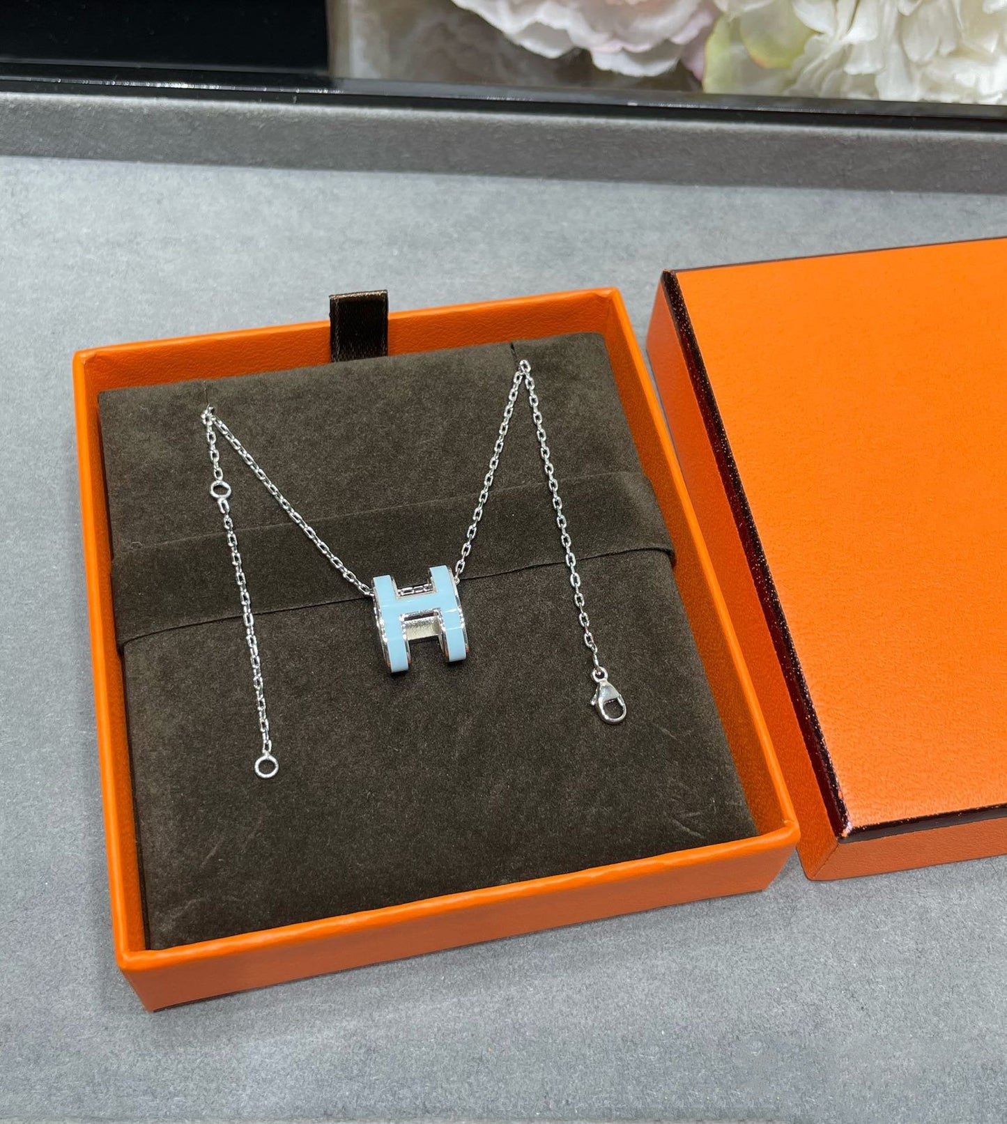 [Luxery]POP H SKY BLUE NECKLACE