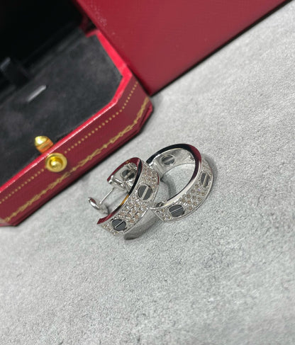 [Luxery]LOVE CERAMIC DIAMOND PAVED SILVER EARRINGS