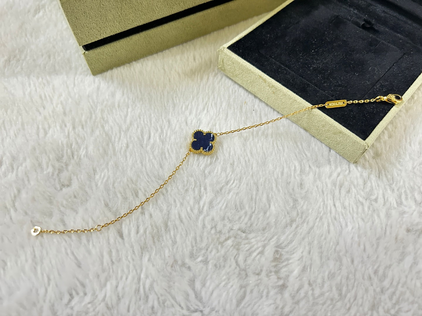 [Luxery]CLOVER 1 MOTIF PIETERSITE BRACELET