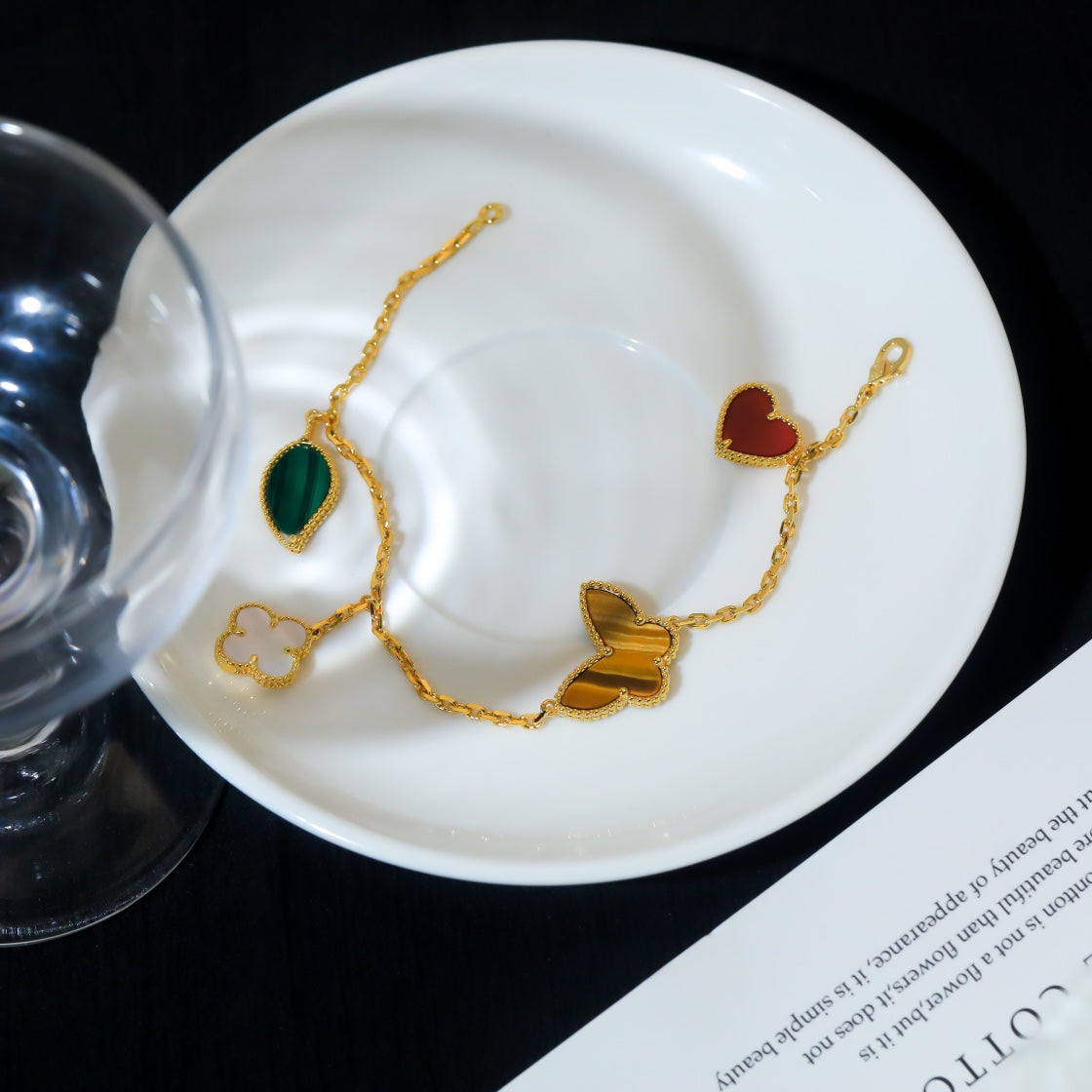 [Luxery]LUCKY SPRING 5 MOTIF GOLD BRACELET