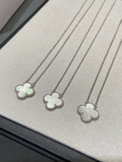 [Luxery]CLOVER MEDIUM SILVER WHITE MOP NECKLACE