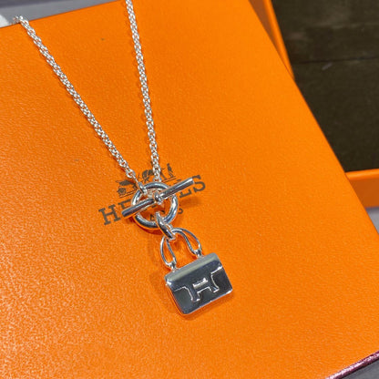 [Luxery]CONSTANCE PEDANT SILVER NECKLACE
