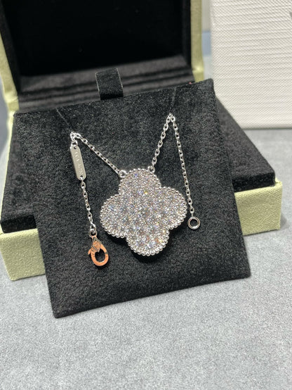 [Luxery]CLOVER 25MM LARGE PENDANT DIAMOND PAVED SILVER NECKLACE