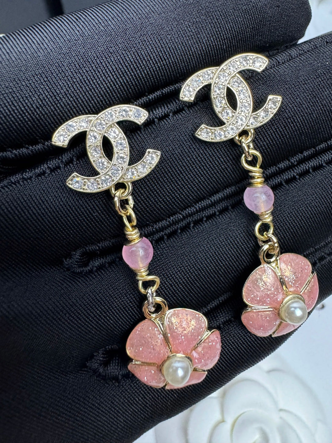 [Luxery]26C Pink Camellia Enamel Pendant with Double C Earrings