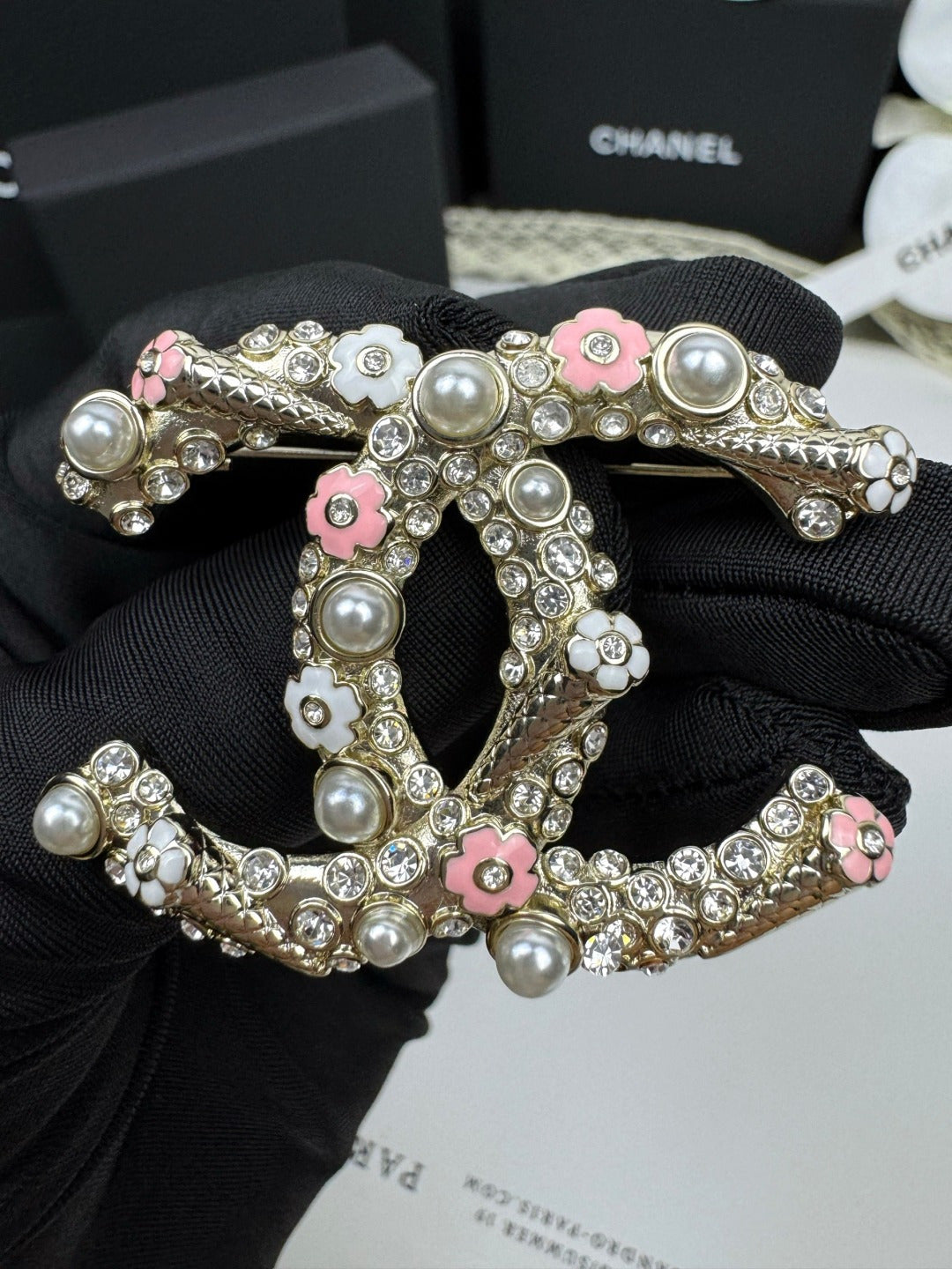 [Luxery]26C Pink-White Enamel Ice Cream Cone Double C Brooch