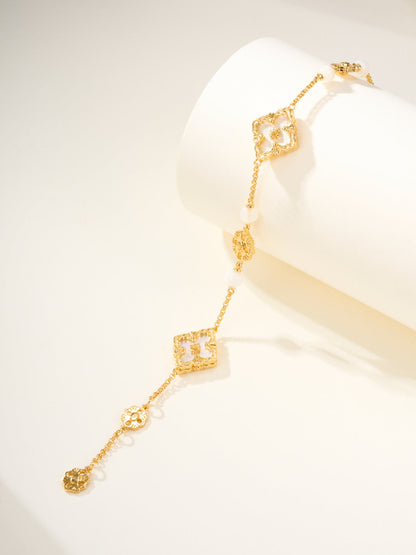 [Luxery]B.C.L ENAMELED Three-Flower Bracelet£¨Trumpet)