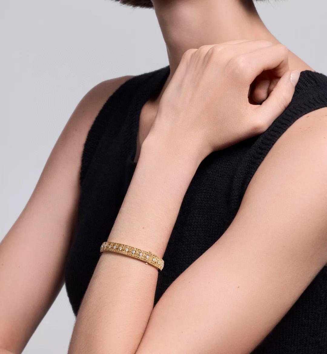 [?Luxery]2026 WOVEN-PATTERN BRACELET SET WITH FULL DIAMOND INLAY THREE-COLORS