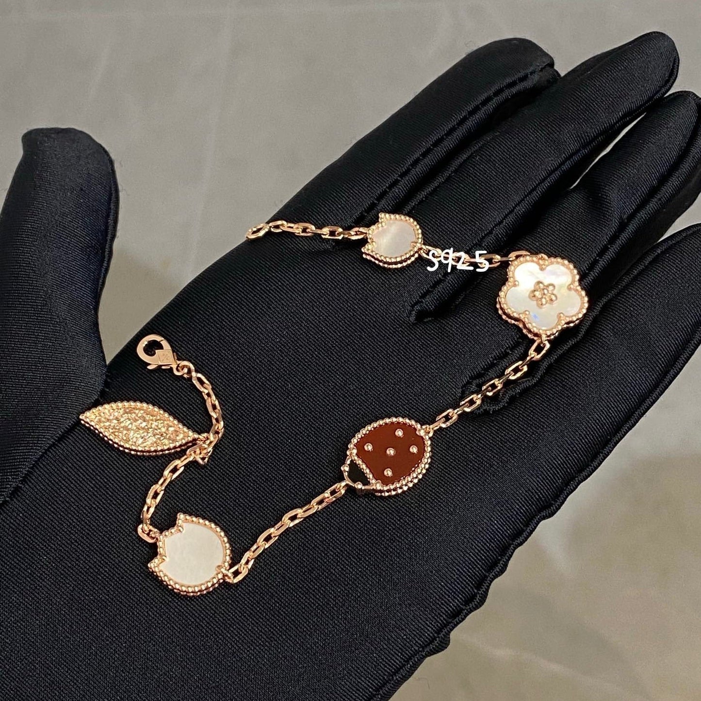 [Luxery]LUCKY SPRING 5 MOTIF BRACELET