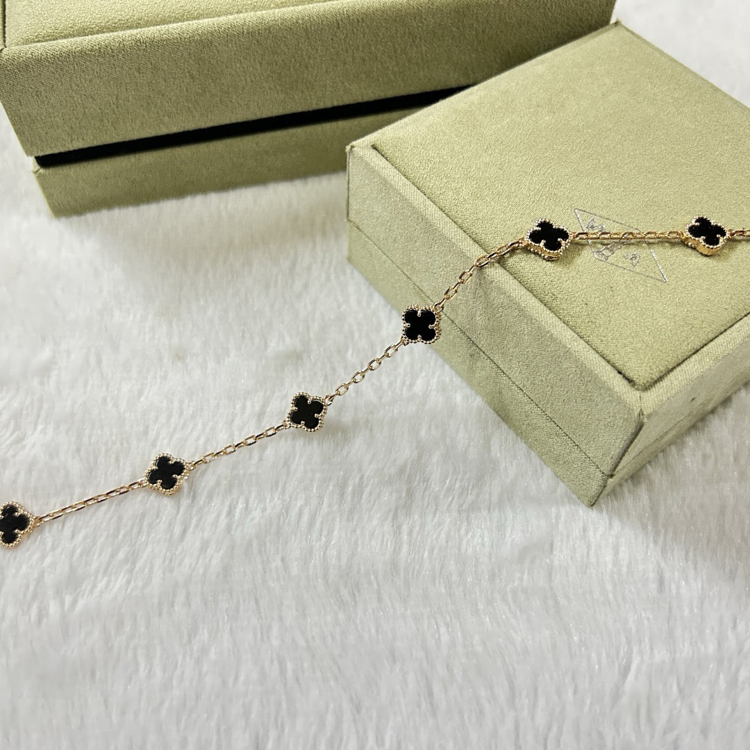 [Luxery]CLOVER 6 MOTIF  ONYXS BRACELET-w