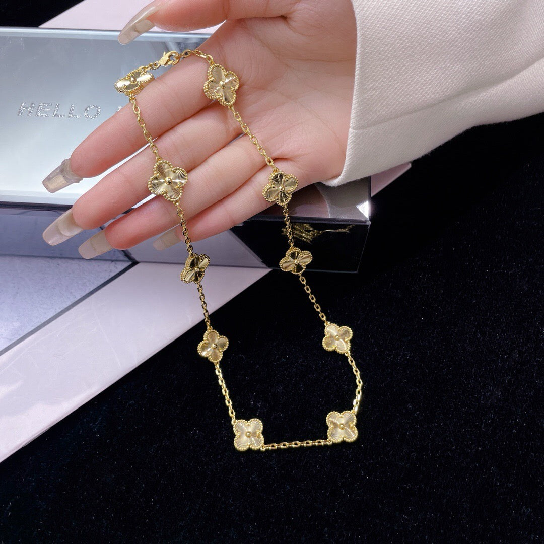 [Luxery]CLOVER 10 MOTIFS LASER NECKLACE