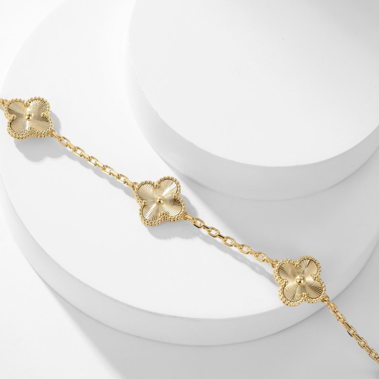 [Luxery]CLOVER 10 MOTIFS LASER NECKLACE