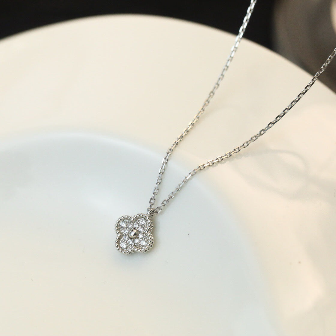 [Luxery]CLOVER MINI 9.5MM PENDANT DIAMOND NECKLACE