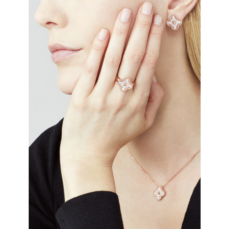 [Luxery]CLOVER 15MM DIAMOND SINGLE FLOWER NECKLACE