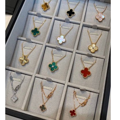 [Luxery]CLOVER 15MM CARNELIAN SINGLE FLOWER NECKLACE