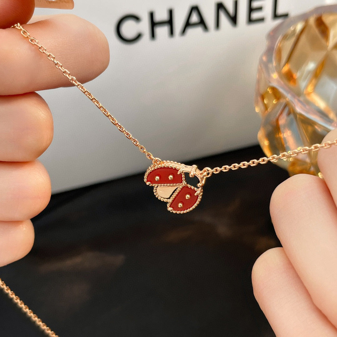 [Luxery]LUCKY  CARNELIANS LADYBUG NECKLACE
