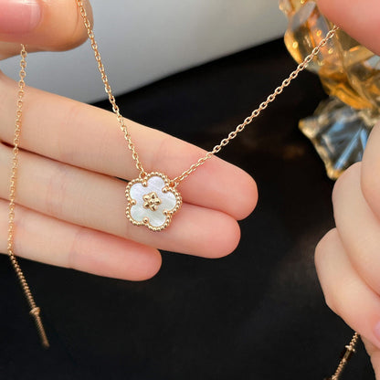 [Luxery]LUCKY  WHITE MOP  PLUM BLOSSOM NECKLACE