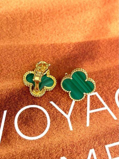 [Luxery] CLOVER LARGE (20mm) 1 MOTIFS GREENER MOP STUD EARRINGS