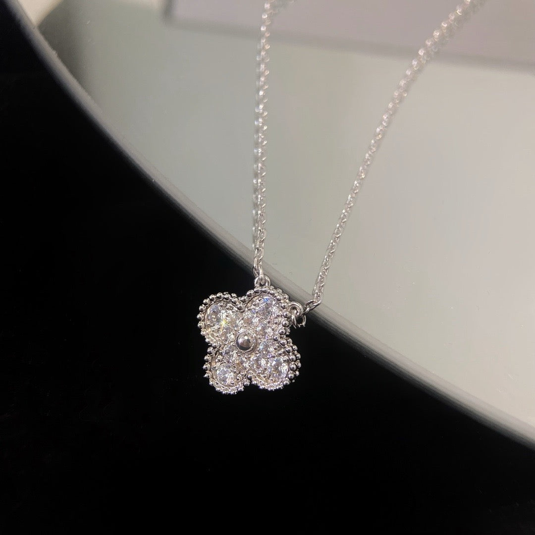 [Luxery]CLOVER 15MM DIAMOND SINGLE FLOWER NECKLACE